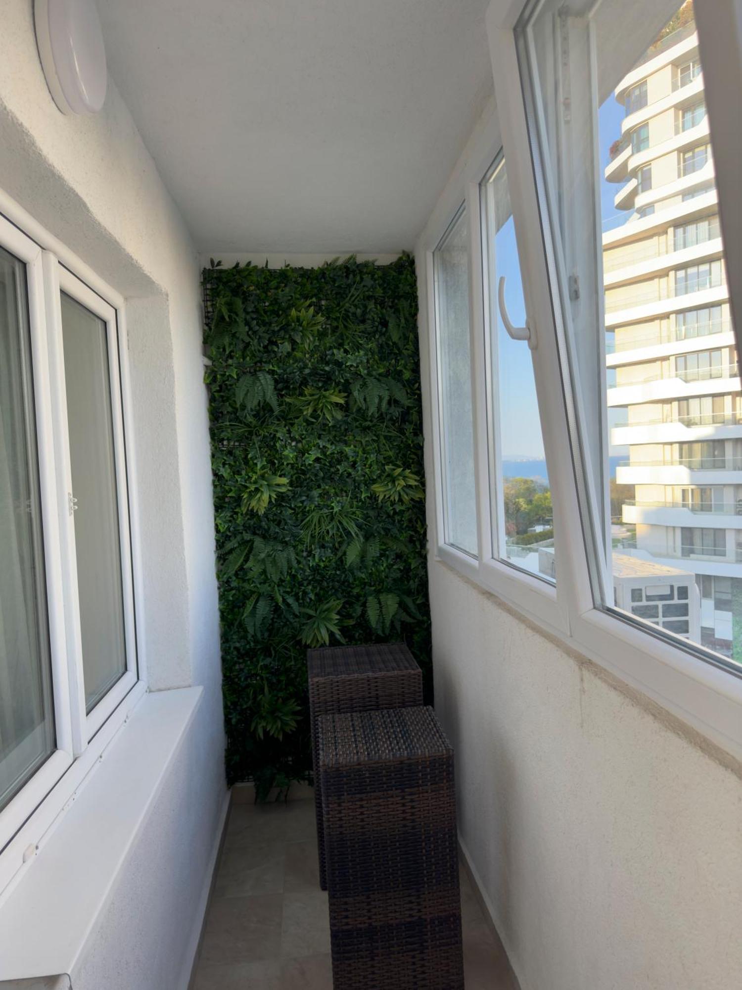 Seaview Lazur Apartment Burgas Exterior photo